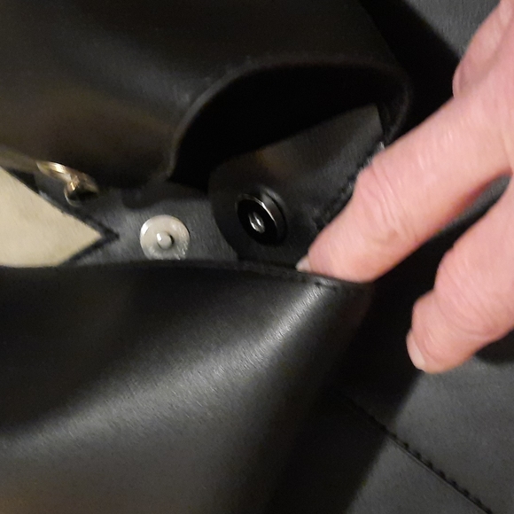 Purse - Picture 3 of 3